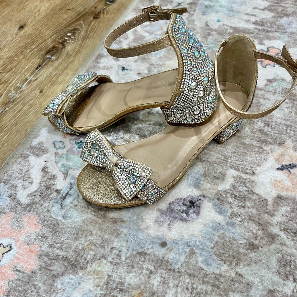 Fabulous Elegant Rhinestone Embellished Sandals 13